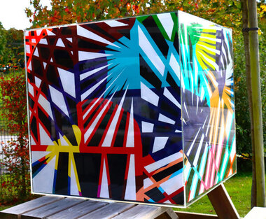 Cube 6 faces collées finition musée pour enfermer oeuvre abstraite